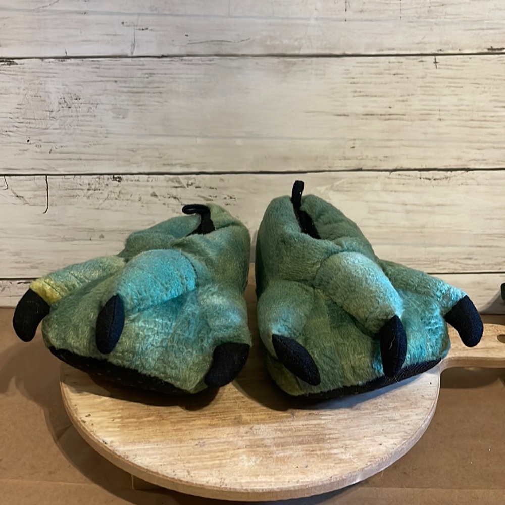 Toddler Dinosaur Slipper (Size 8-9)